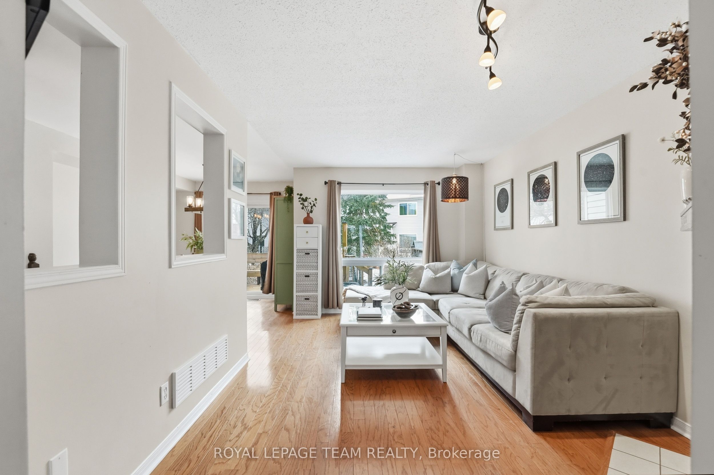 Additional image 6 of 11 Furlong Crescent, Ottawa, ON, K2M 2J1