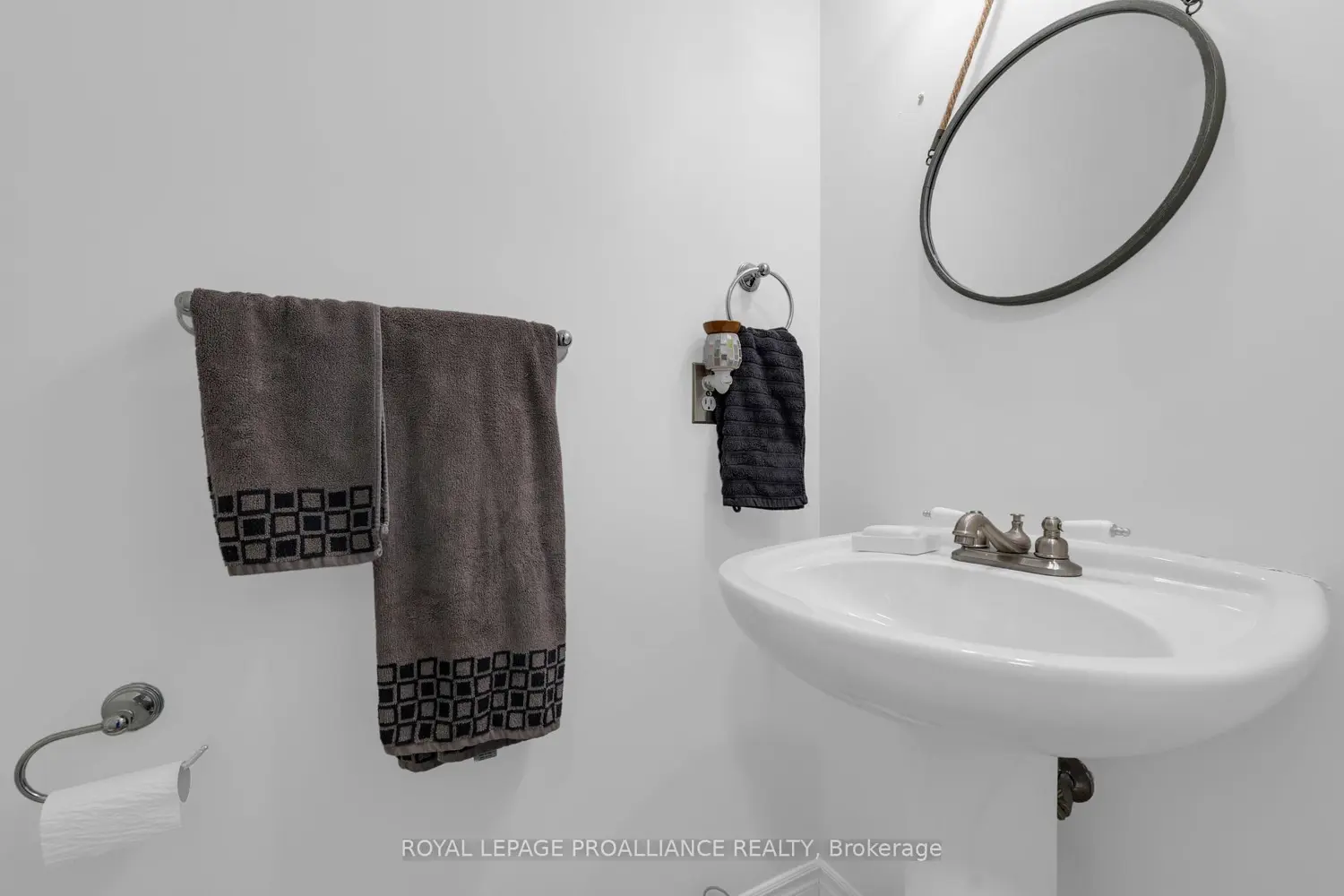 Additional image 7 of 35 Albion Street 37