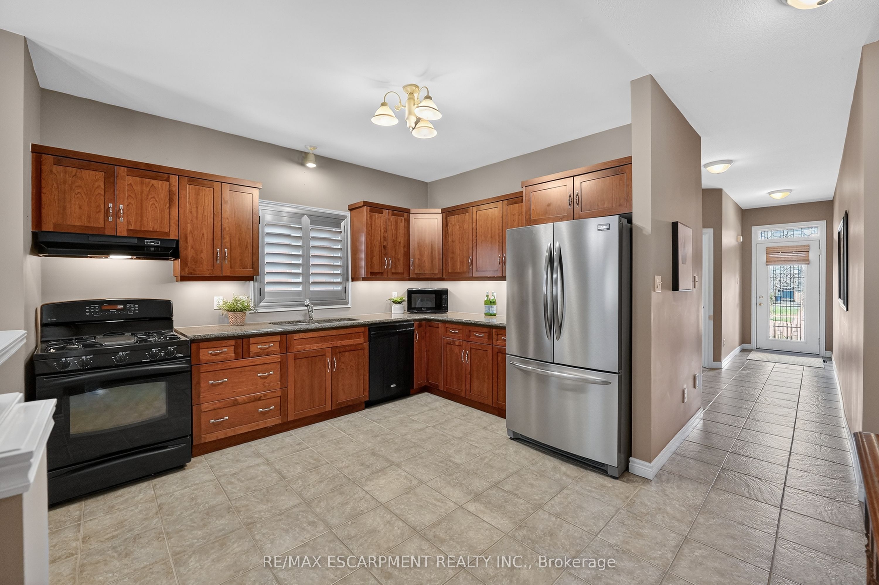 Additional image 2 of 26 Conrad Place, Grimsby, ON, L3M 5S5
