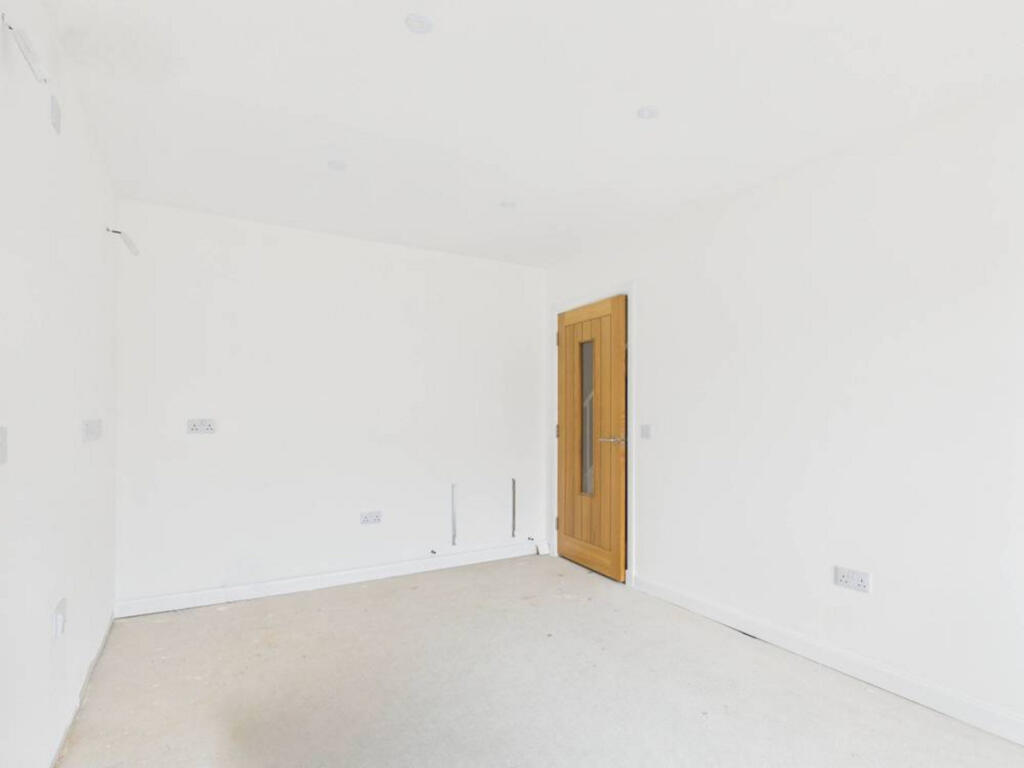 Additional image 2 of Hilton Avenue, Ladysbridge, AB45