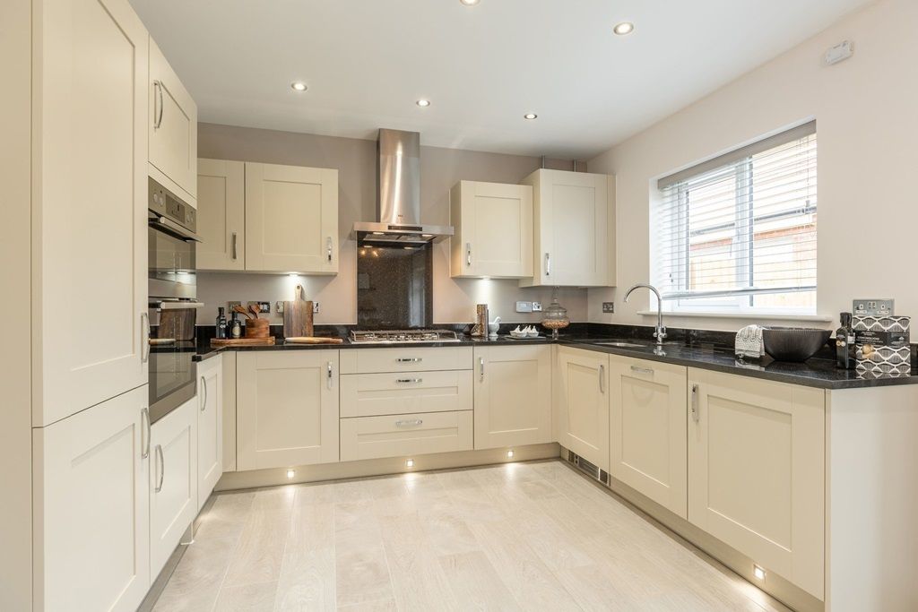 Additional image 3 of 5 bed detached house for sale"The Garrton - Plot 308" at Buckton Fields, Welford Road, Northampton NN2