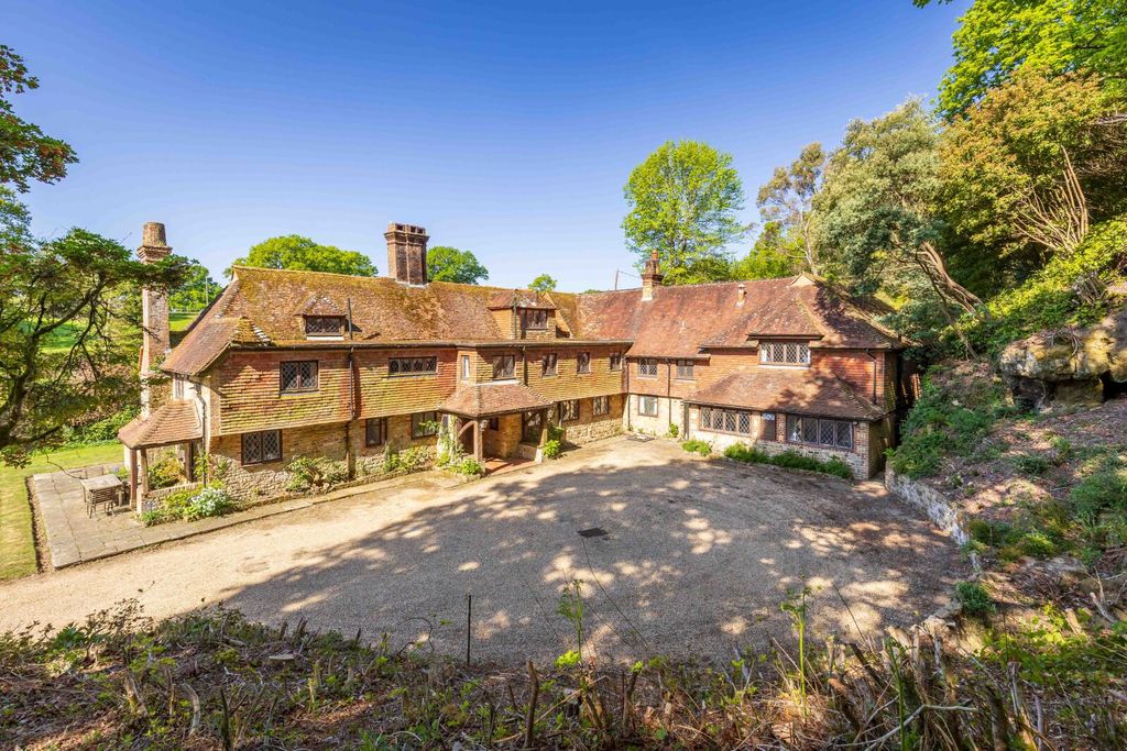10 bed detached house for saleChithurst Lane, Chithurst, Petersfield, West Sussex GU31 photo 2