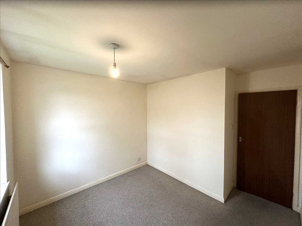 Additional image 6 of 2 bed flat for saleSt. James Court, Off Cliff Gardens, Scunthorpe DN15