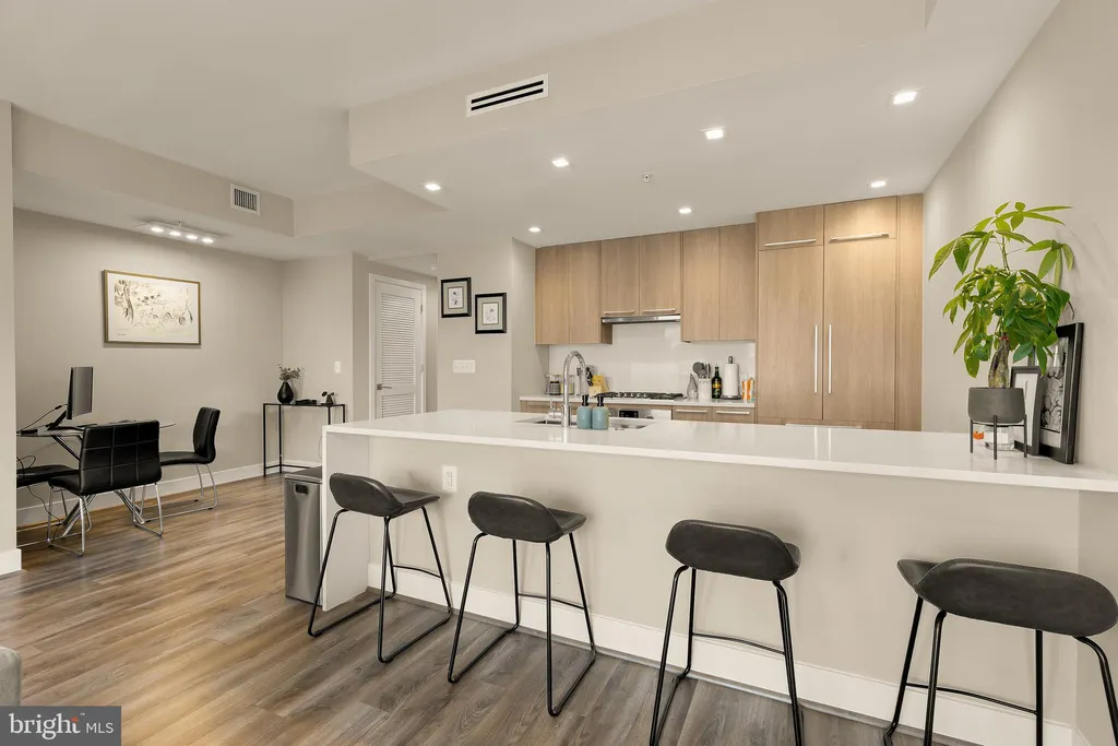 Additional image 11 of 1628 11th Street NW Unit 308, Washington, DC 20001