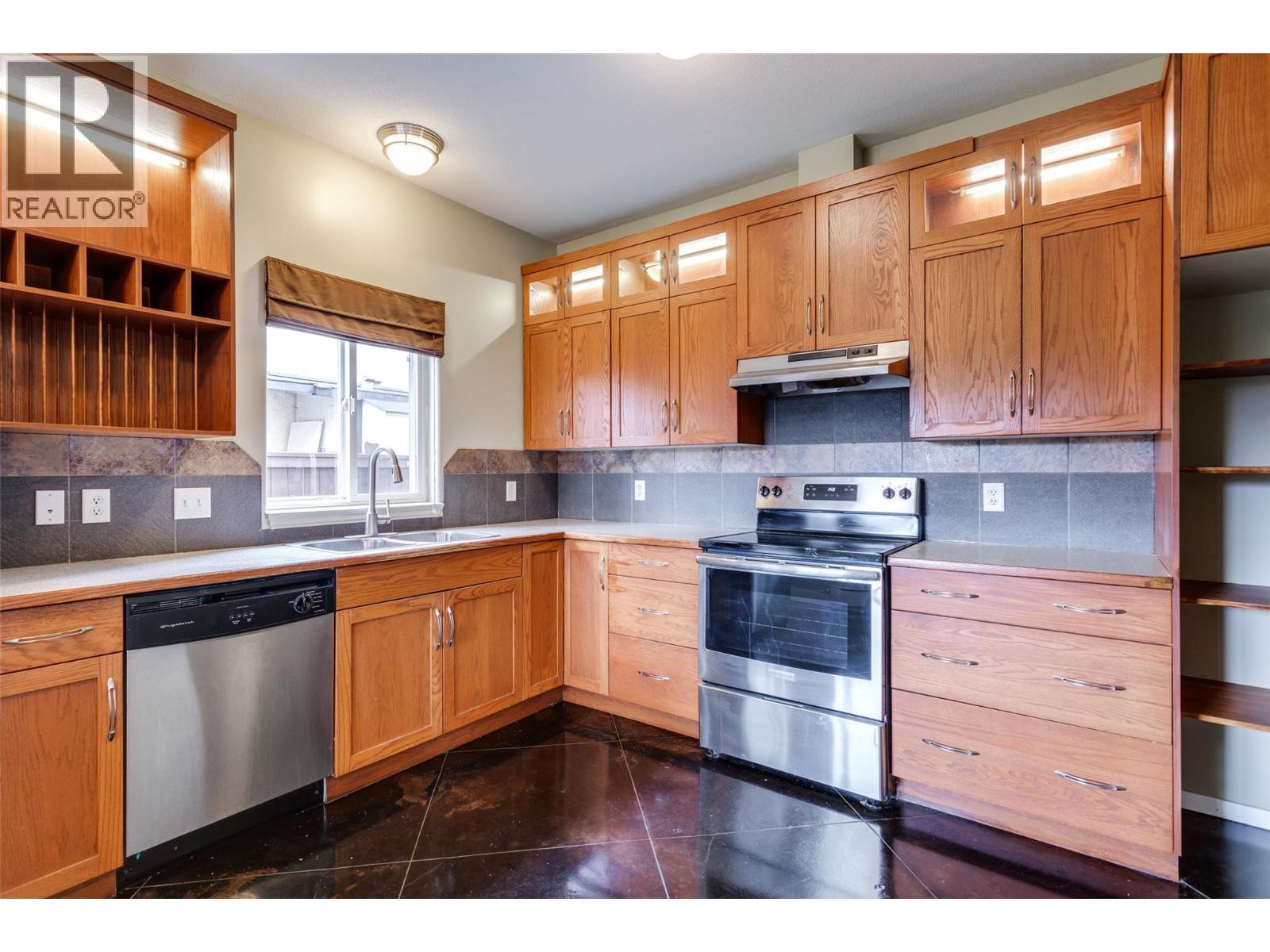 Additional image 4 of 860 Glenwood Avenue, Kelowna, BC, V1Y5M5