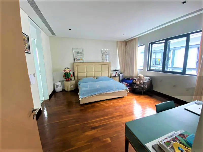 Additional image 12 of Pearl Island