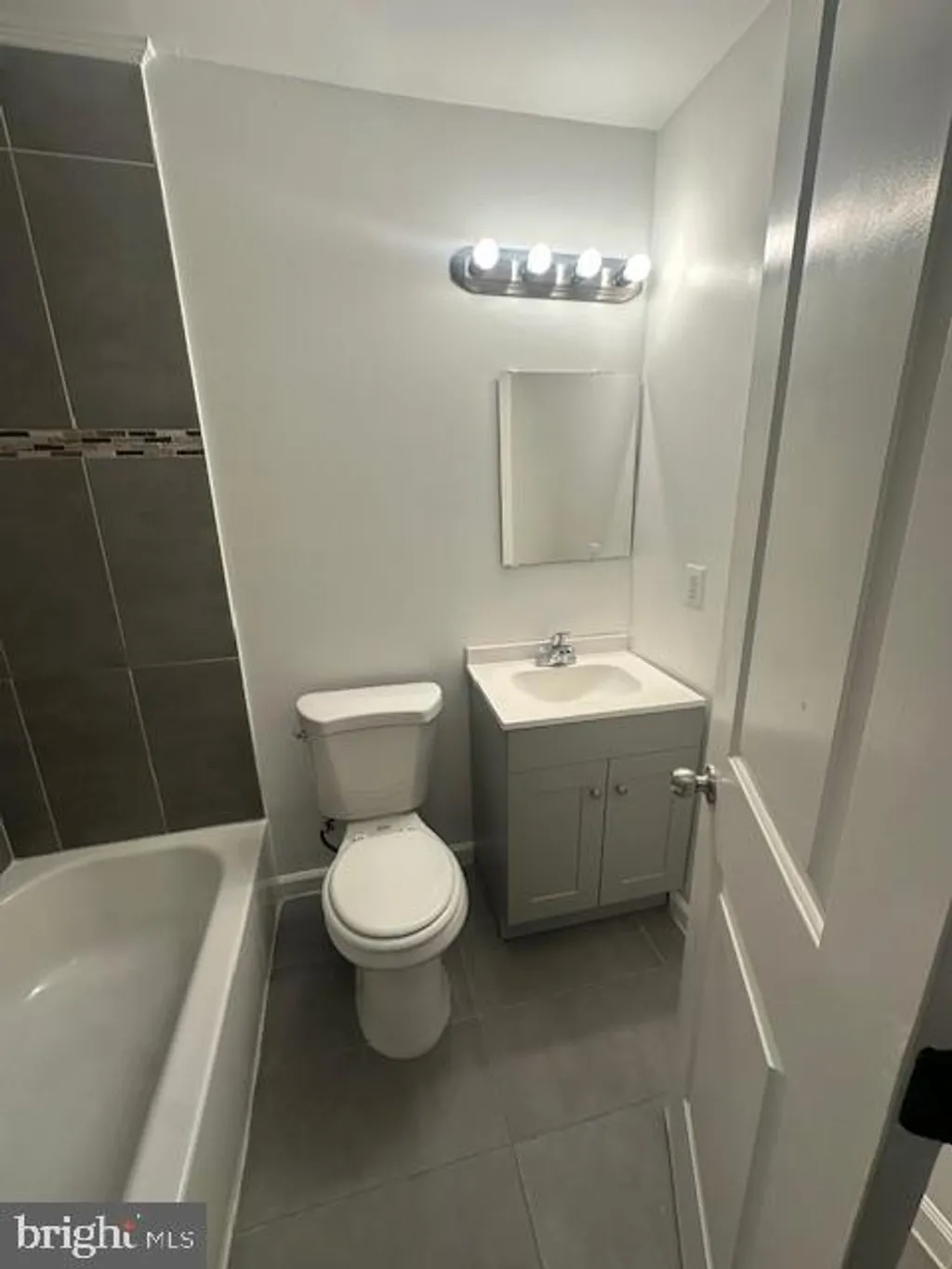 Additional image 17 of 2440 S Street SE, Washington, DC 20020