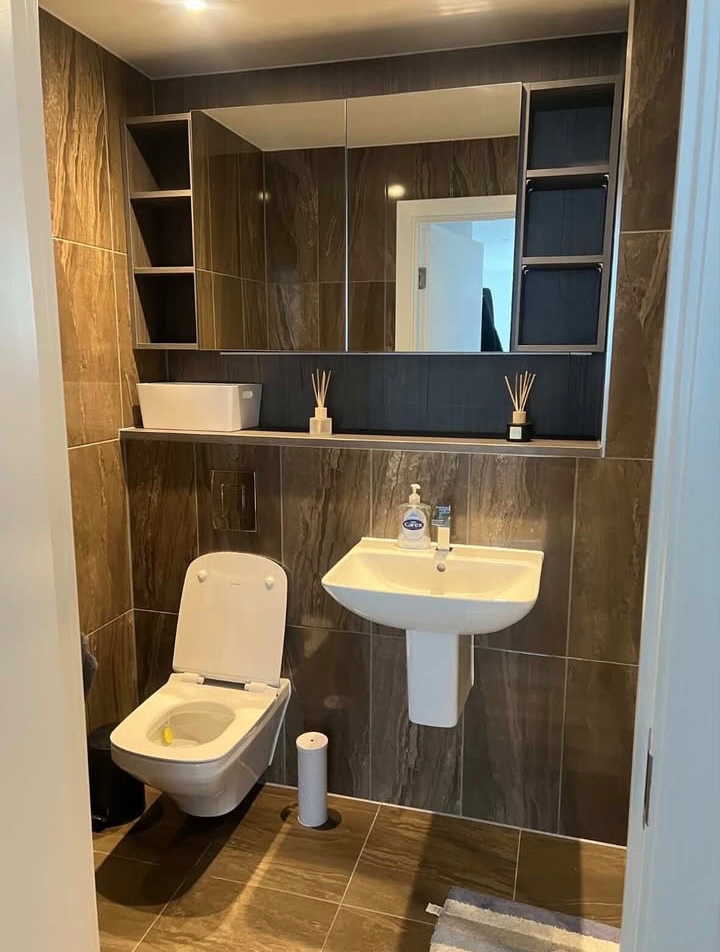 Additional image 2 of Room in a Shared Flat, Owen St, M15, N1 7GU