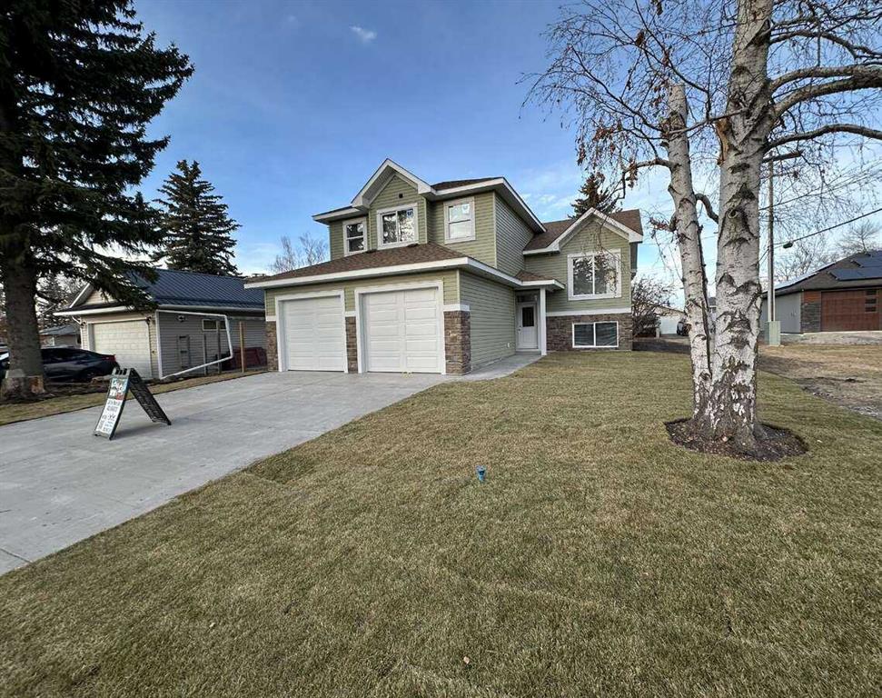 5518 52 Street, Olds, AB, T4H 1H8