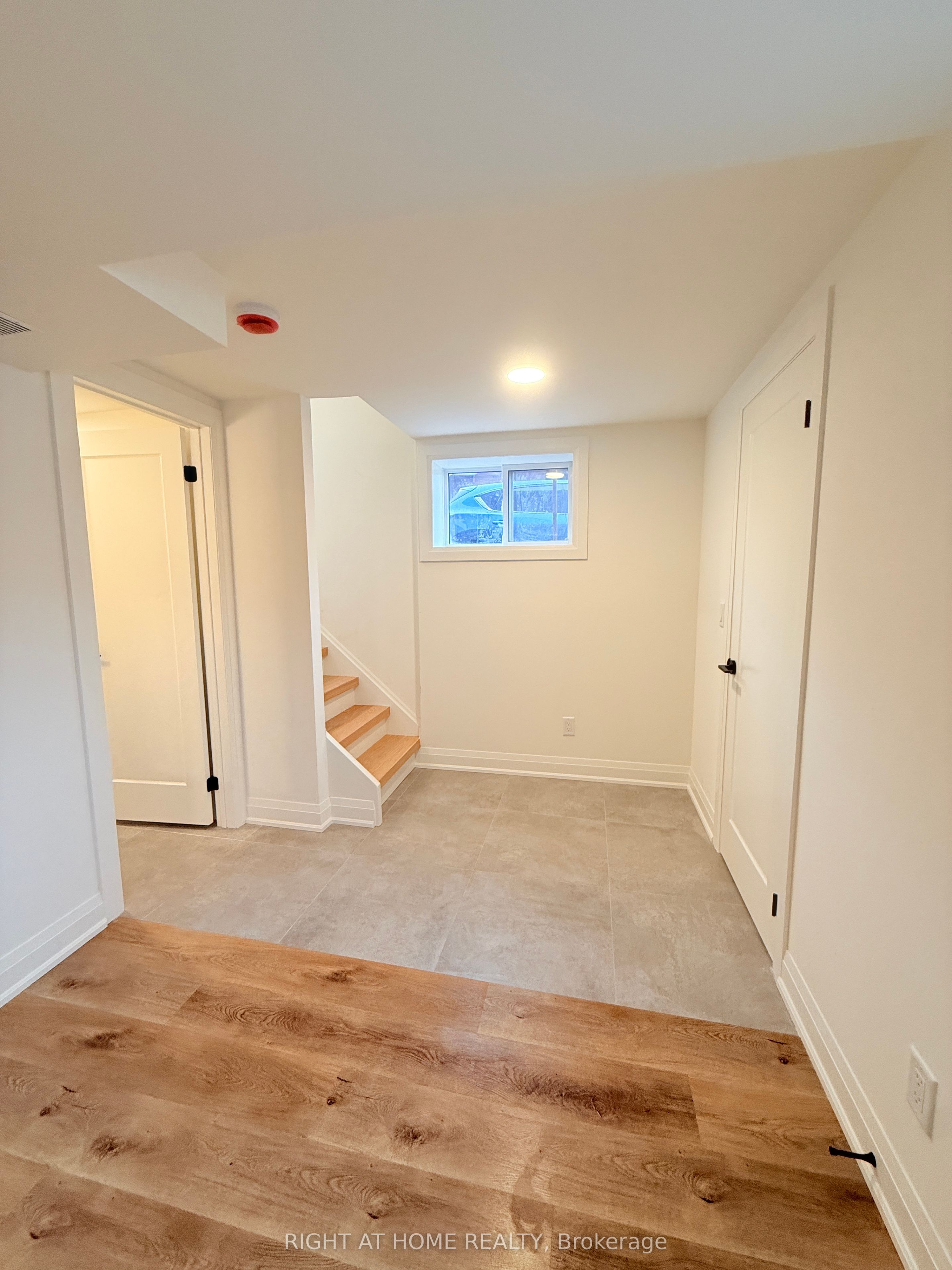 Additional image 5 of 1B-19 Arrowsmith Avenue, Toronto, ON, M6M 2W8