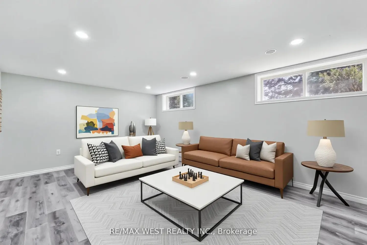 Additional image 10 of 15 Lawrence Avenue