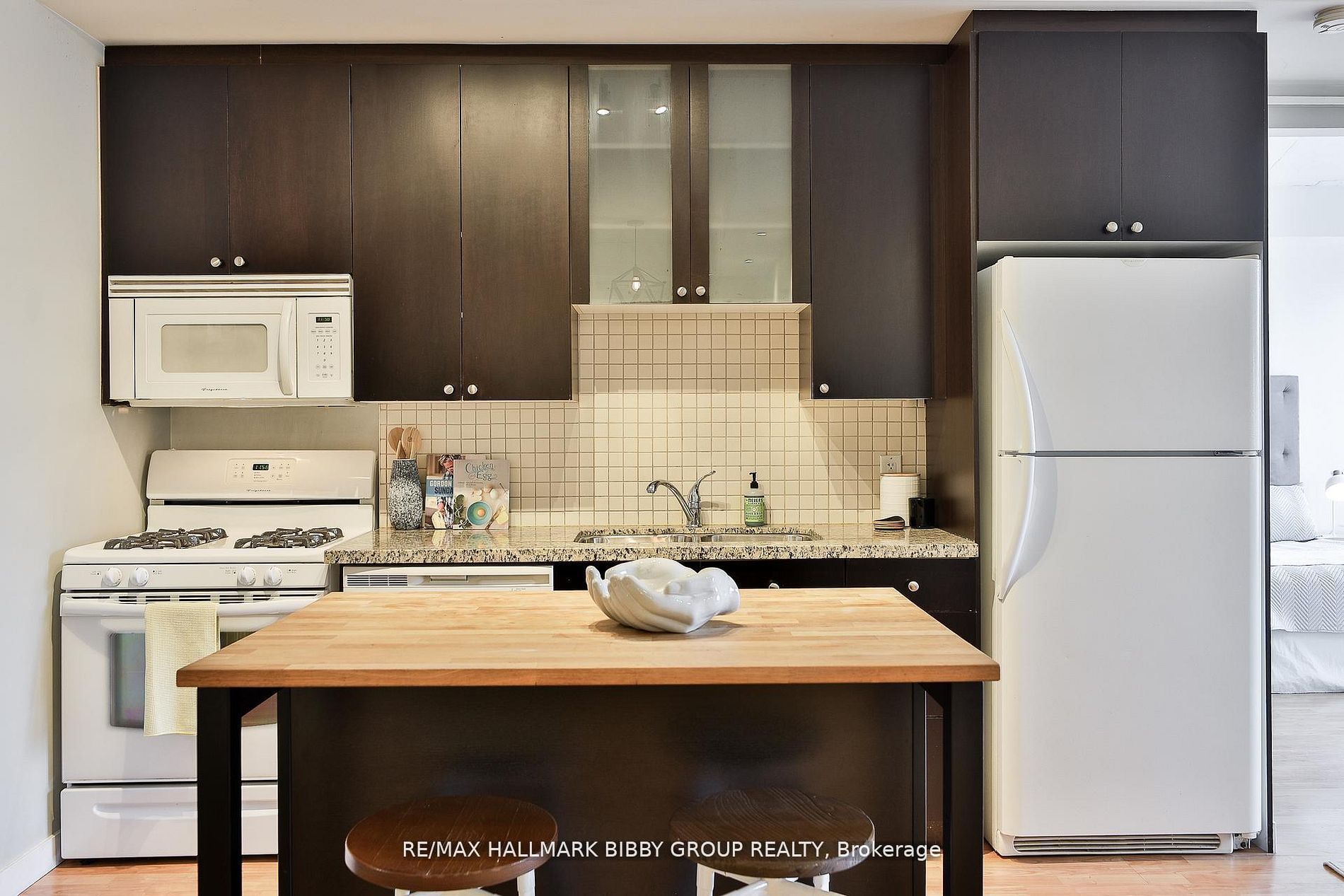 Additional image 6 of 322-1 Shaw Street, Toronto, ON, M6K 0A1