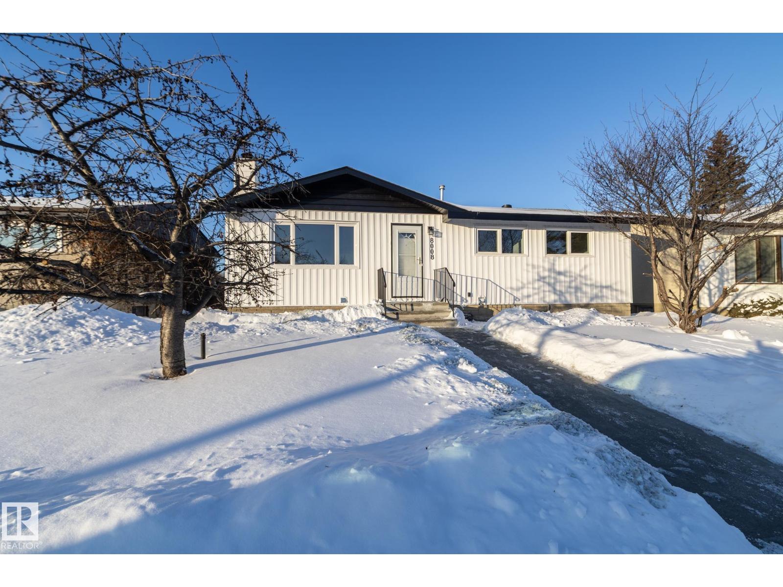 8008 159 Street NW, Edmonton, AB, T5R2E4