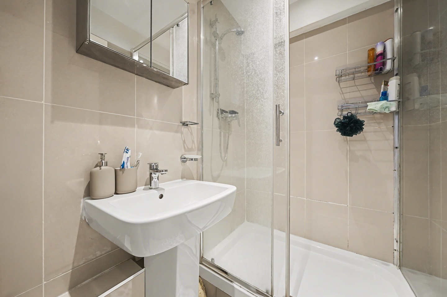 Additional image 9 of Studio Flat, Cheniston Gardens, W8, N1 7GU