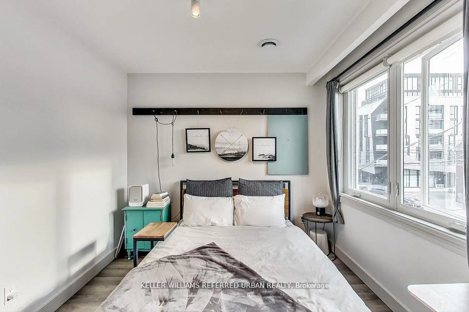 Additional image 9 of 205 Bathurst Street