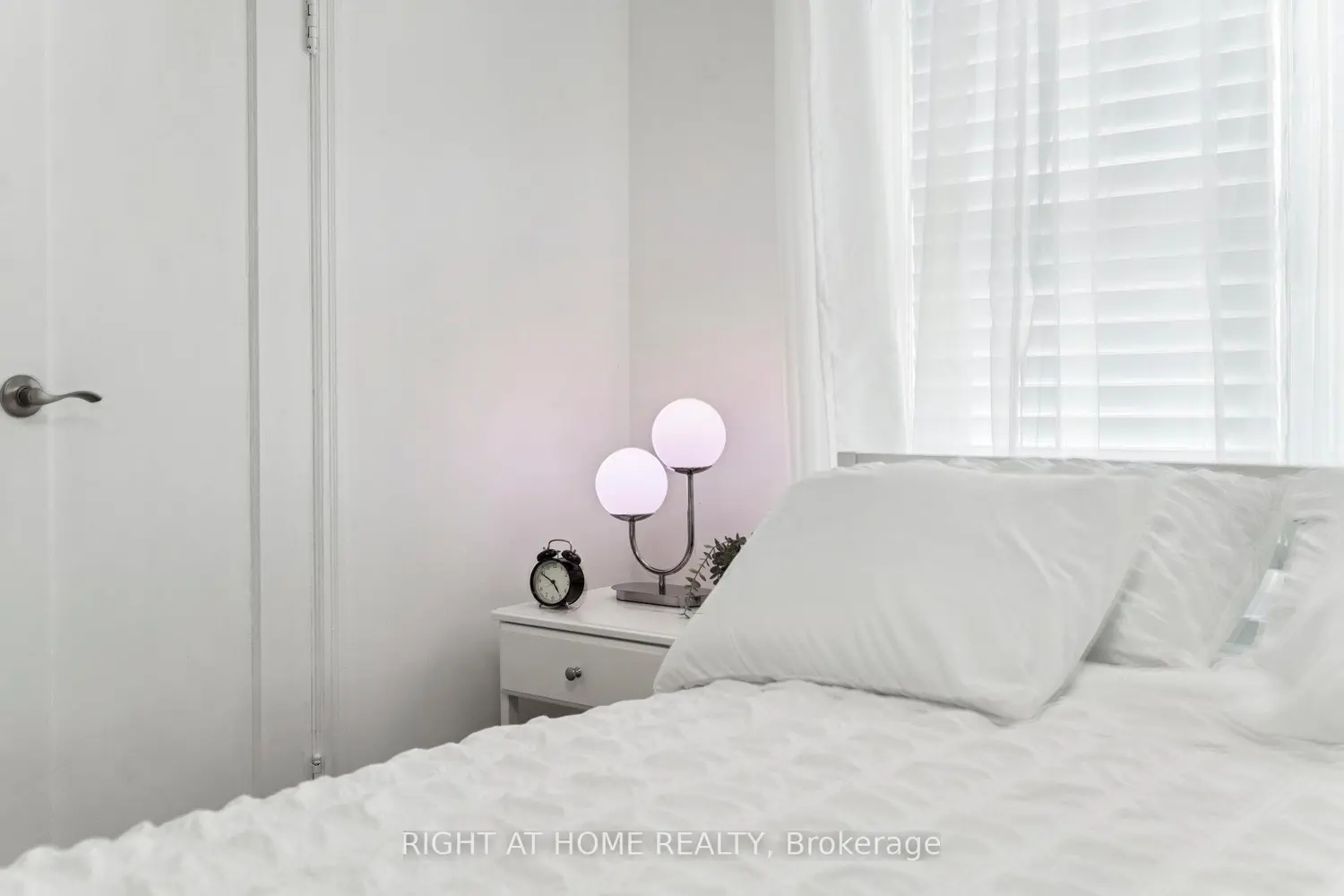 105 Glenridge Avenue photo 2