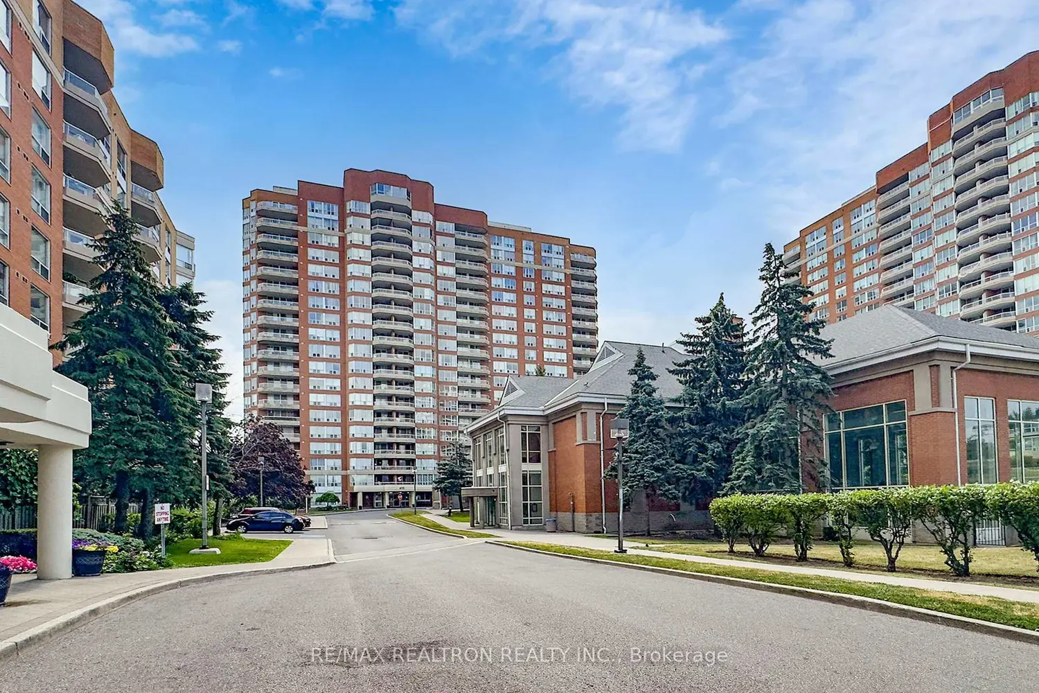 410 Mclevin Avenue 1108