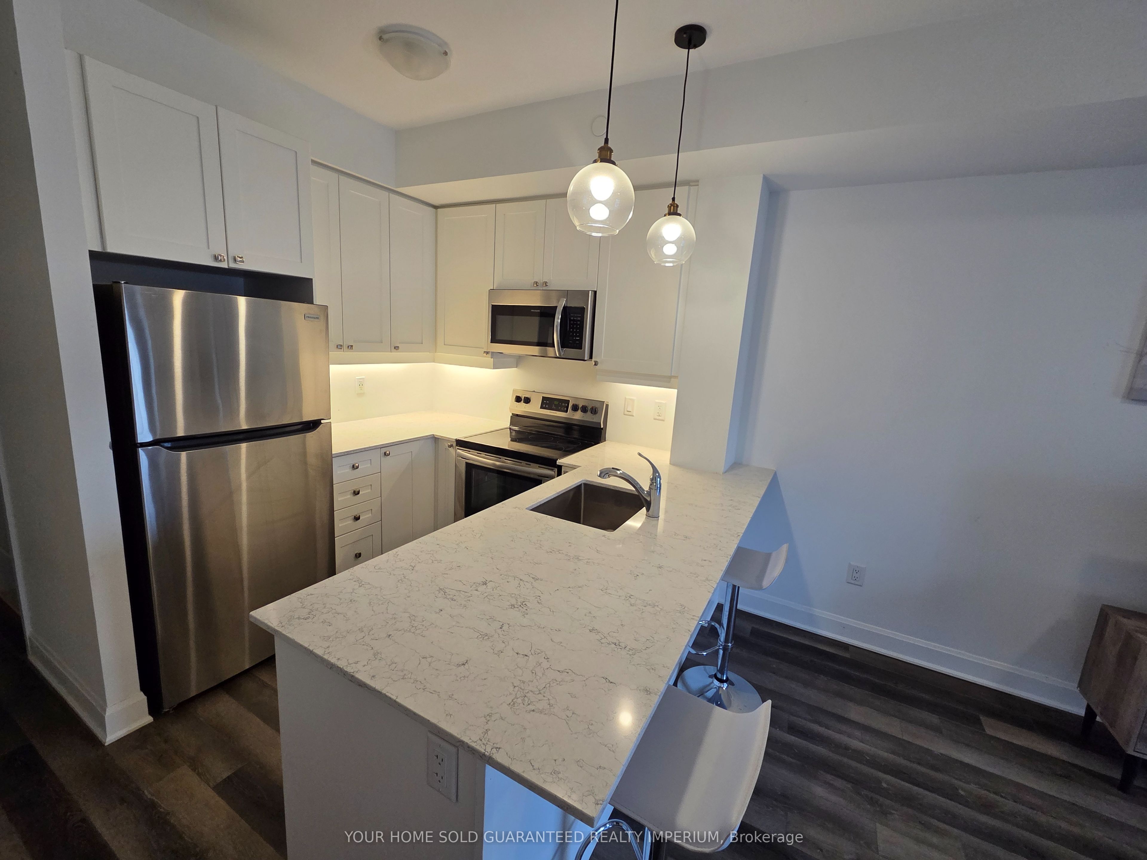 Additional image 5 of 327-50 Lakebreeze Drive, Clarington, ON, L1B 0V9