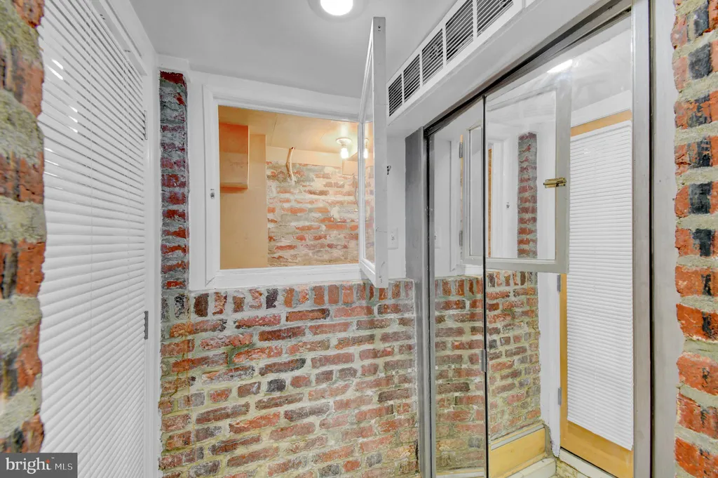 Additional image 20 of 1118 Girard Street NW Unit B, Washington, DC 20009