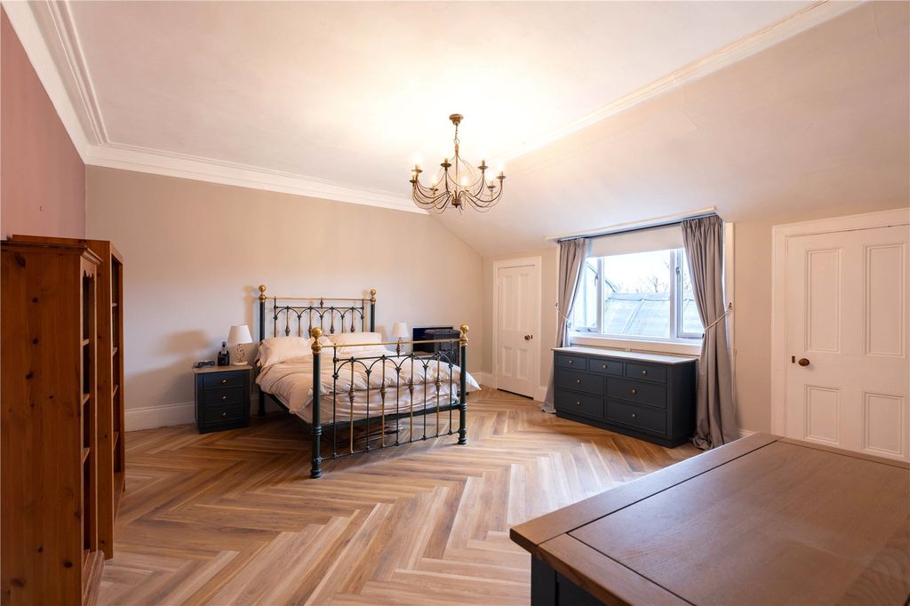 Additional image 15 of 4 bed flat for sale2/1, 9 Kirklee Terrace, Glasgow G12