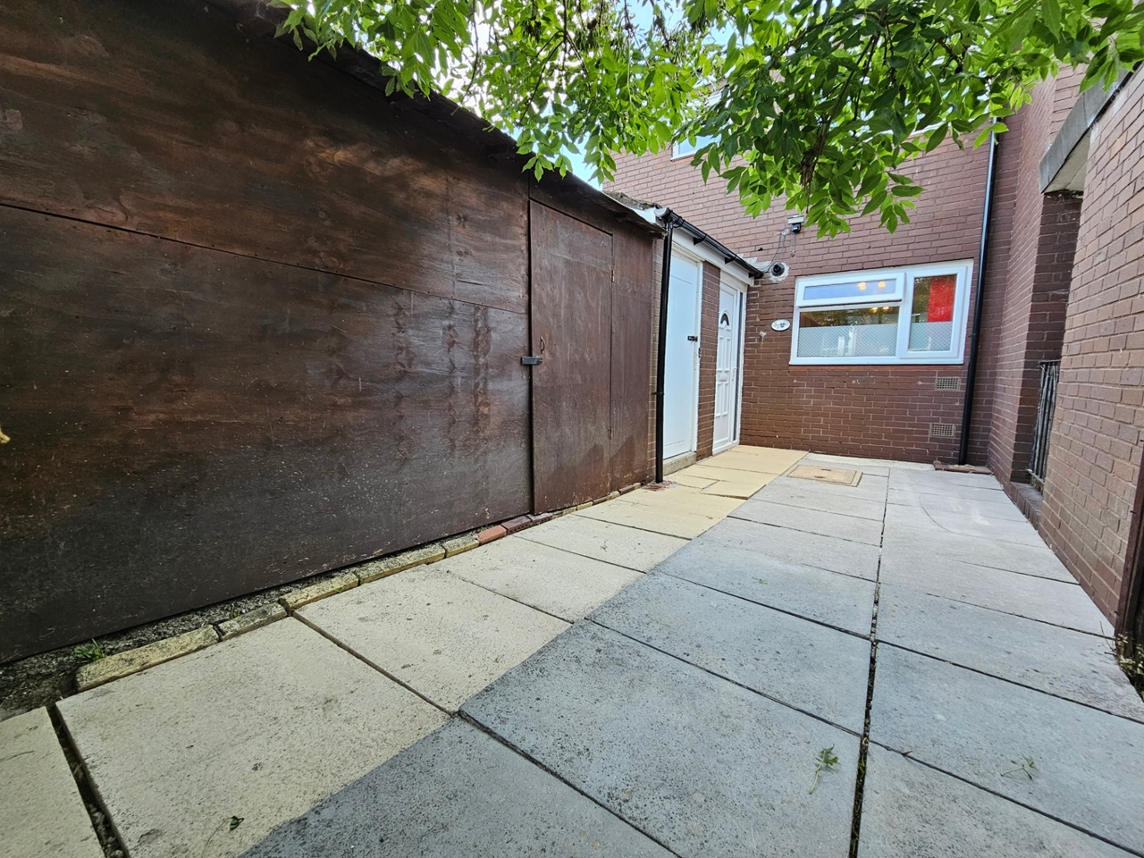 3 Bed End Terrace, Beckhill Gate, LS7, N1 7GU