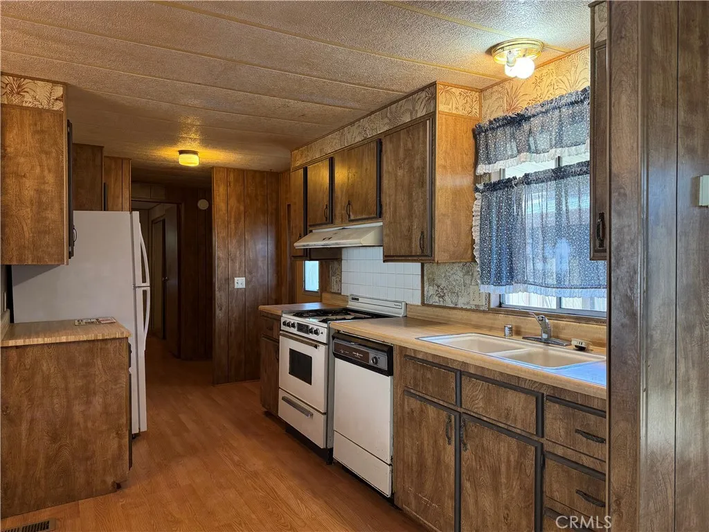 Additional image 50 of 2776 Lakeshore Blvd, Lakeport, CA 95453