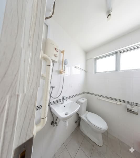 Additional image 7 of 211 Yishun Street 21