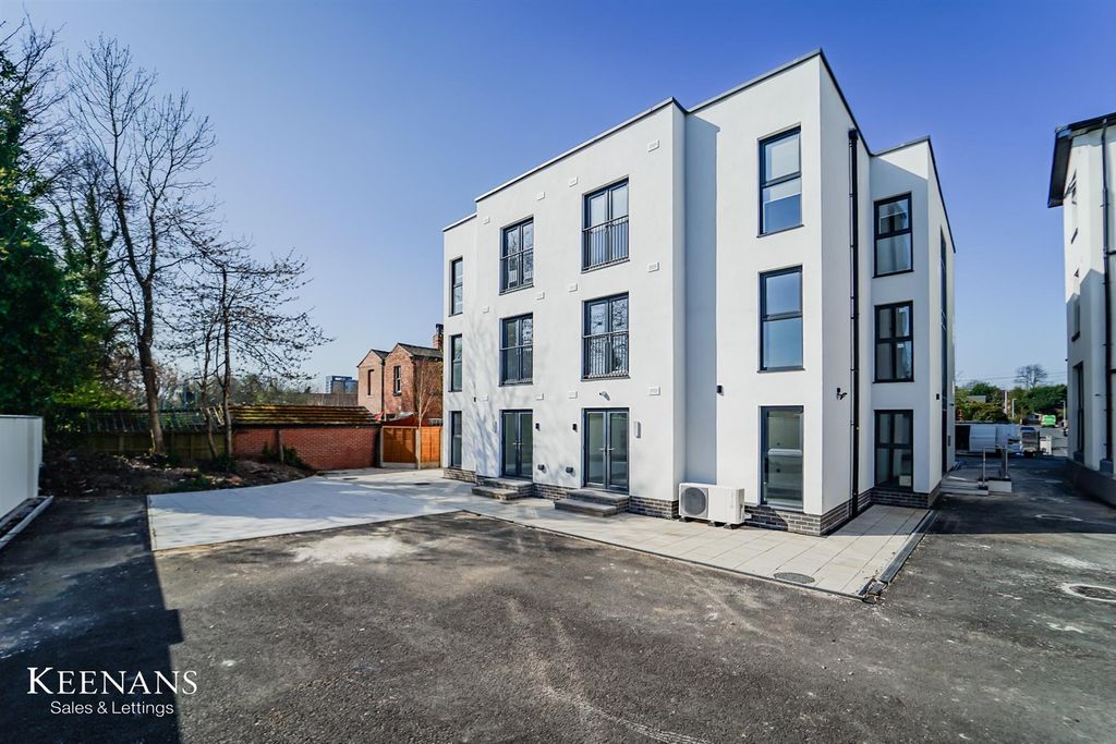 Additional image 61 of 27 bed block of flats for saleBindloss Avenue, Eccles, Manchester M30