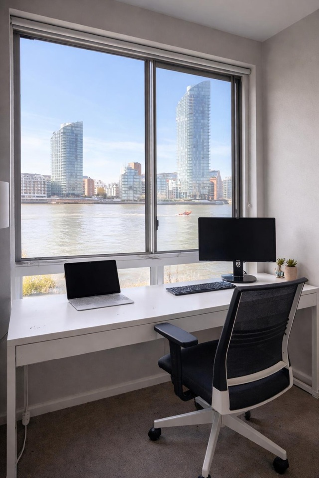 Additional image 4 of Room in a Shared Flat, Vicarage Crescent, SW11, N1 7GU