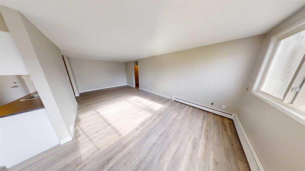 Additional image 6 of 101-10105 107 Avenue, Grande Prairie, AB, T8V1M1