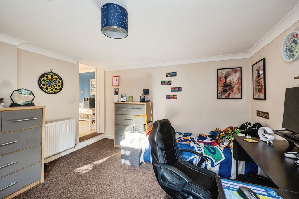 Additional image 19 of 3 bed bungalow for saleLakeview Terrace, Llanelli, Carmarthenshire SA15