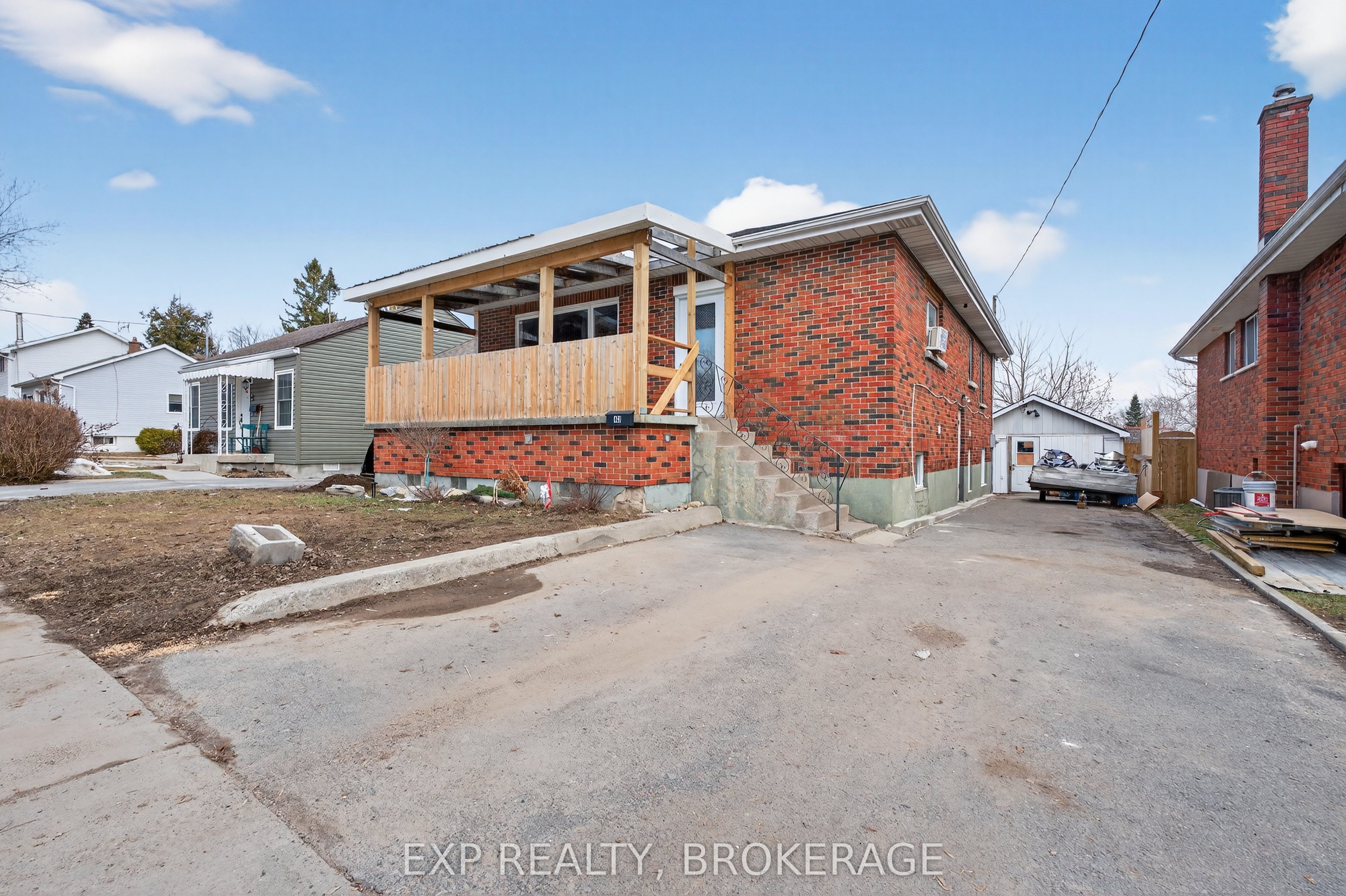 43 Carleton Street, Kingston, ON, K7K 4E7
