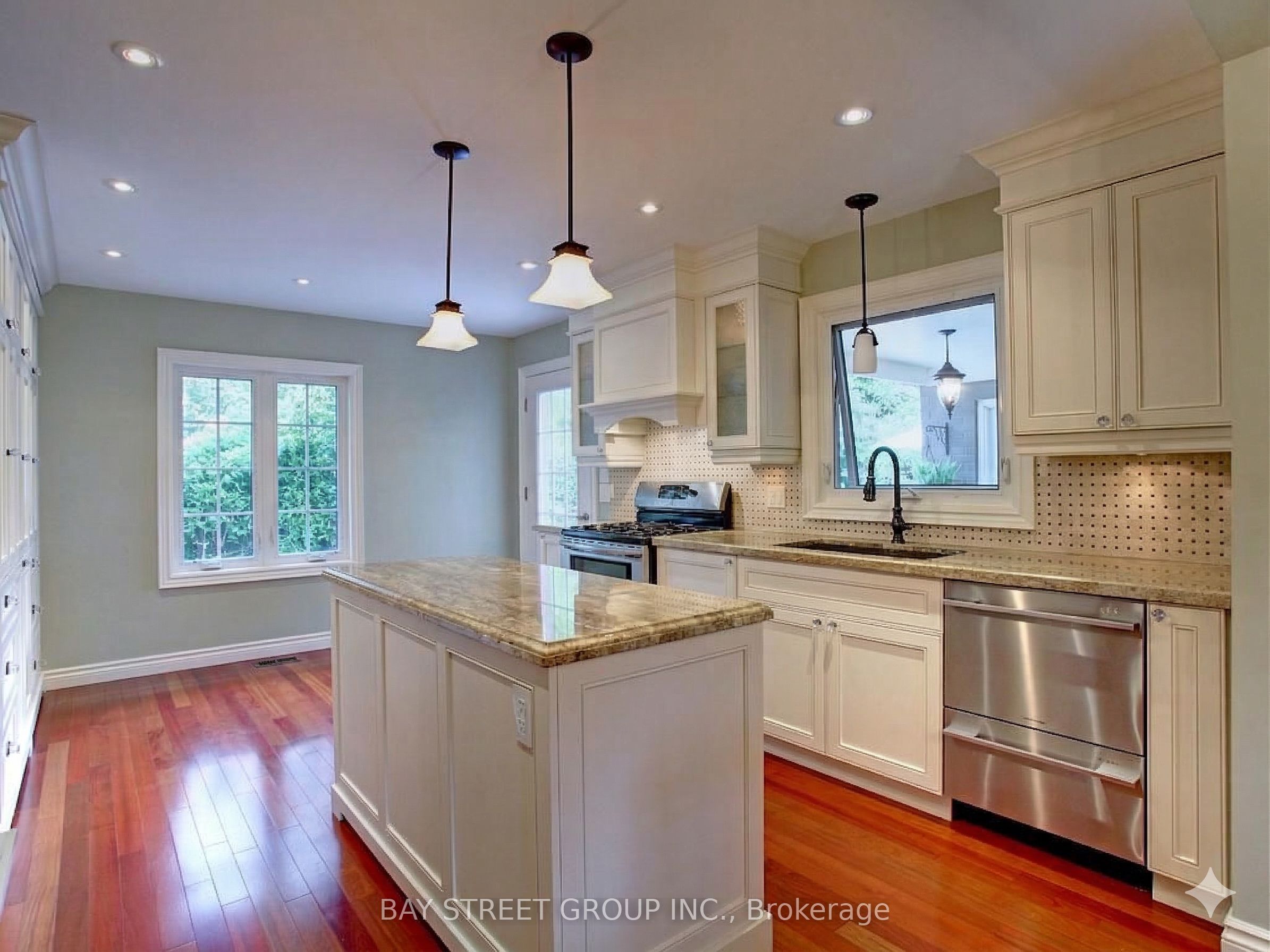 Additional image 4 of 2374 Bennington Gate, Oakville, ON, L6J 5N6