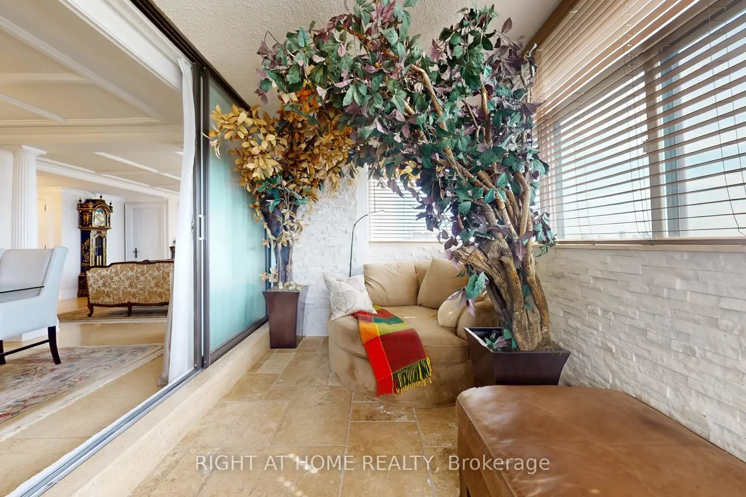 Additional image 15 of 100 Antibes Drive 2805