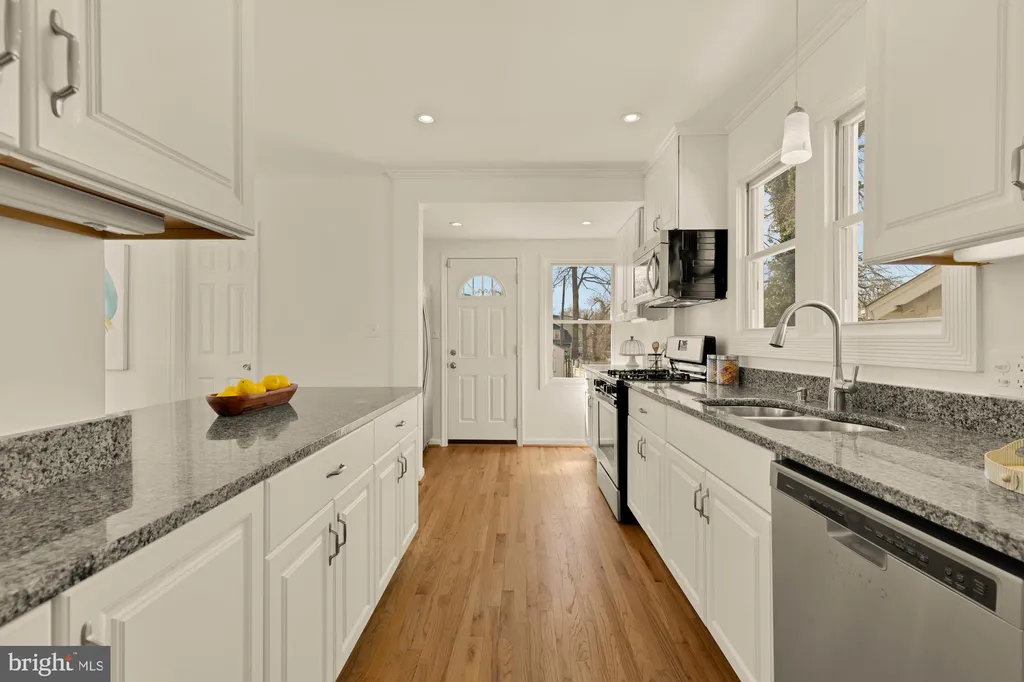 Additional image 15 of 2425 Perry Street NE, Washington, DC 20018