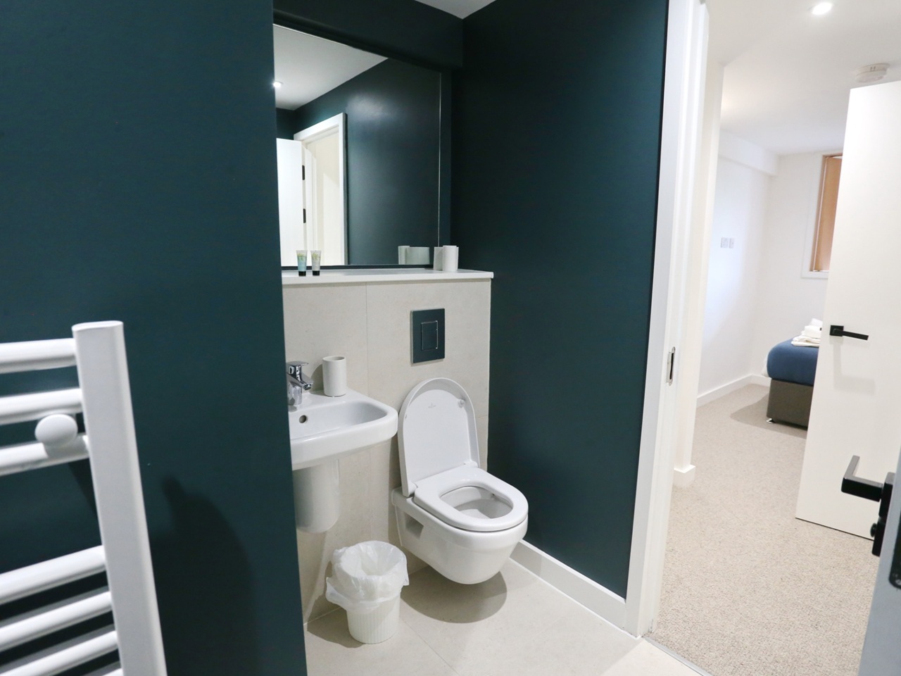 Additional image 5 of 2 Bed Flat, Spinners Way, M15, N1 7GU