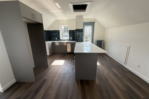 Additional image 8 of Upper-630 11th E, Vancouver, BC, V5T 2E3