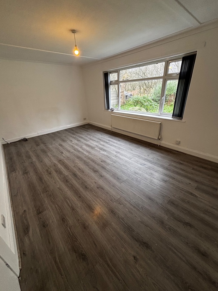2 Bed Flat, Moor Lane, M7, N1 7GU