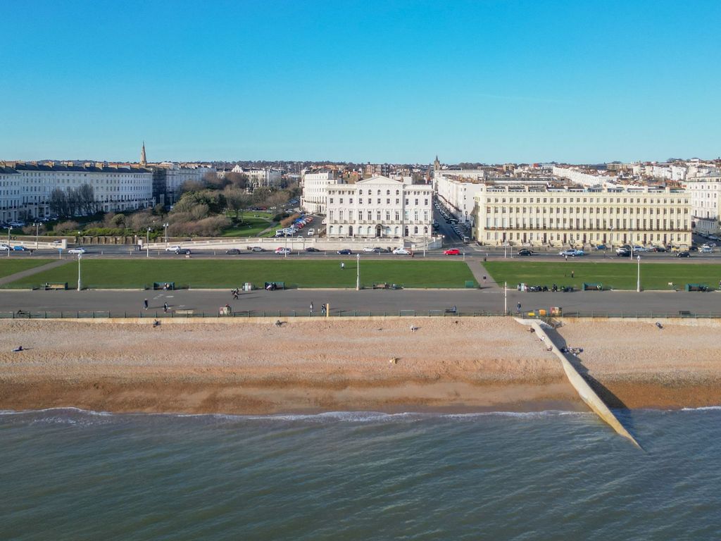 Additional image 4 of 2 bed flat for saleAdelaide Crescent, Hove BN3