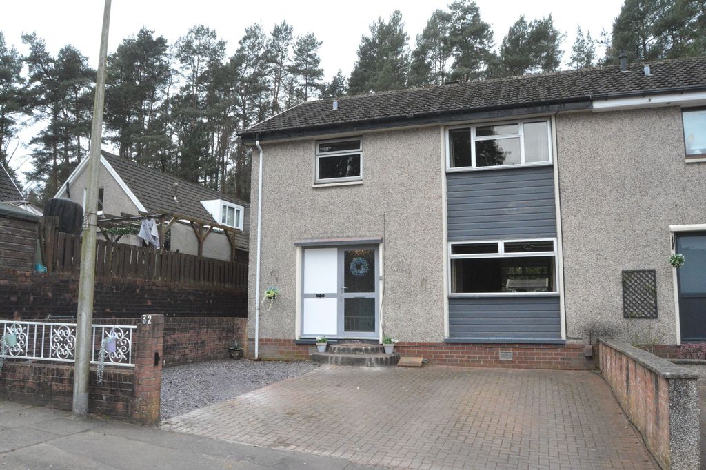 3 bed semi-detached house for saleMontfort Place, Falkirk FK1