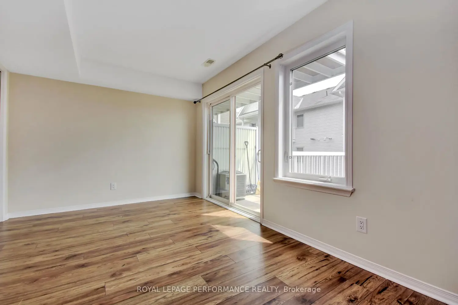 Additional image 12 of 125 Windswept Private