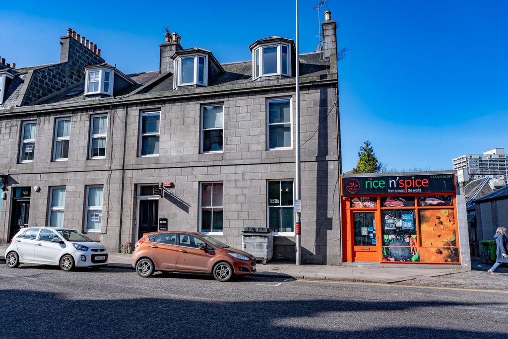 2 bed flat for saleKing Street, Aberdeen AB24