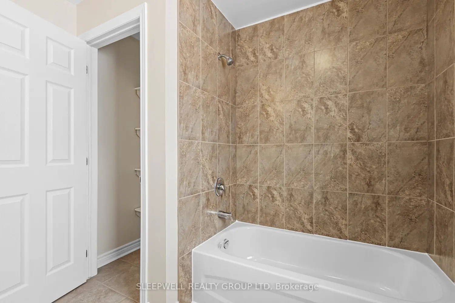 Additional image 15 of 94 Fourth Avenue