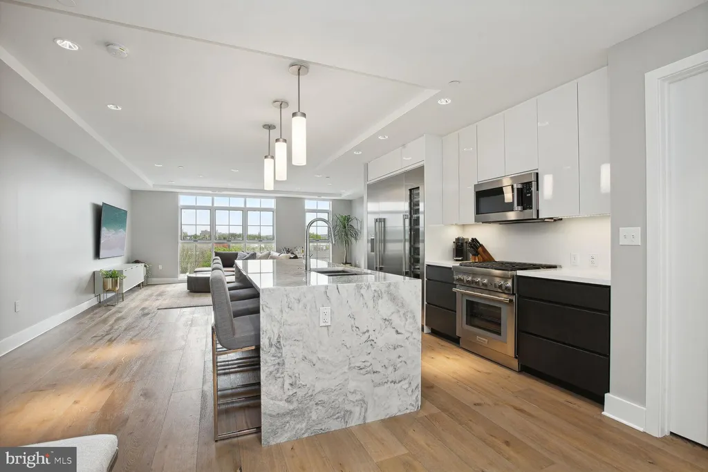 Additional image 3 of 1827 Wiltberger Street NW Unit 405, Washington, DC 20001