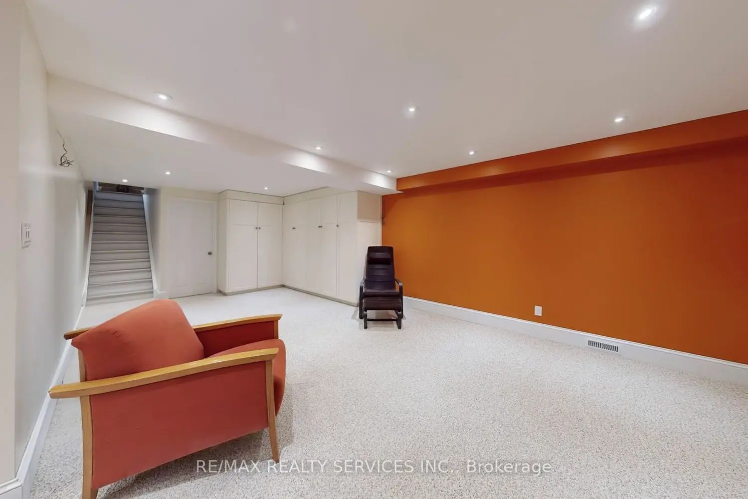 Additional image 16 of 9 Orangeville Street