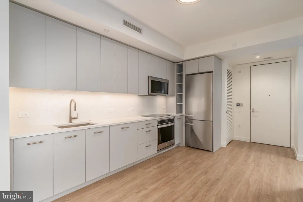 Additional image 5 of 1630 Columbia Road NW Unit 804, Washington, DC 20009