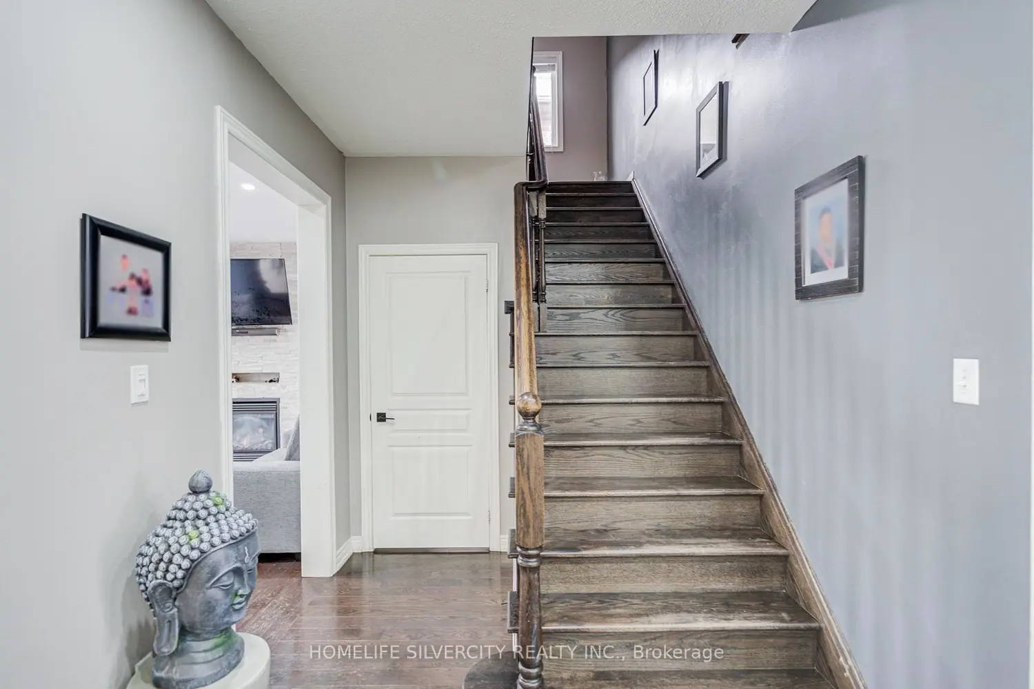 15 Durhamview Crescent photo 3