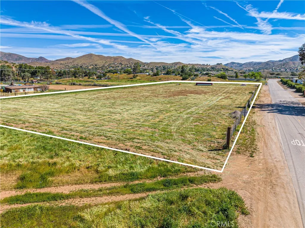 Primary image of Gillespie, Acton, CA 93510