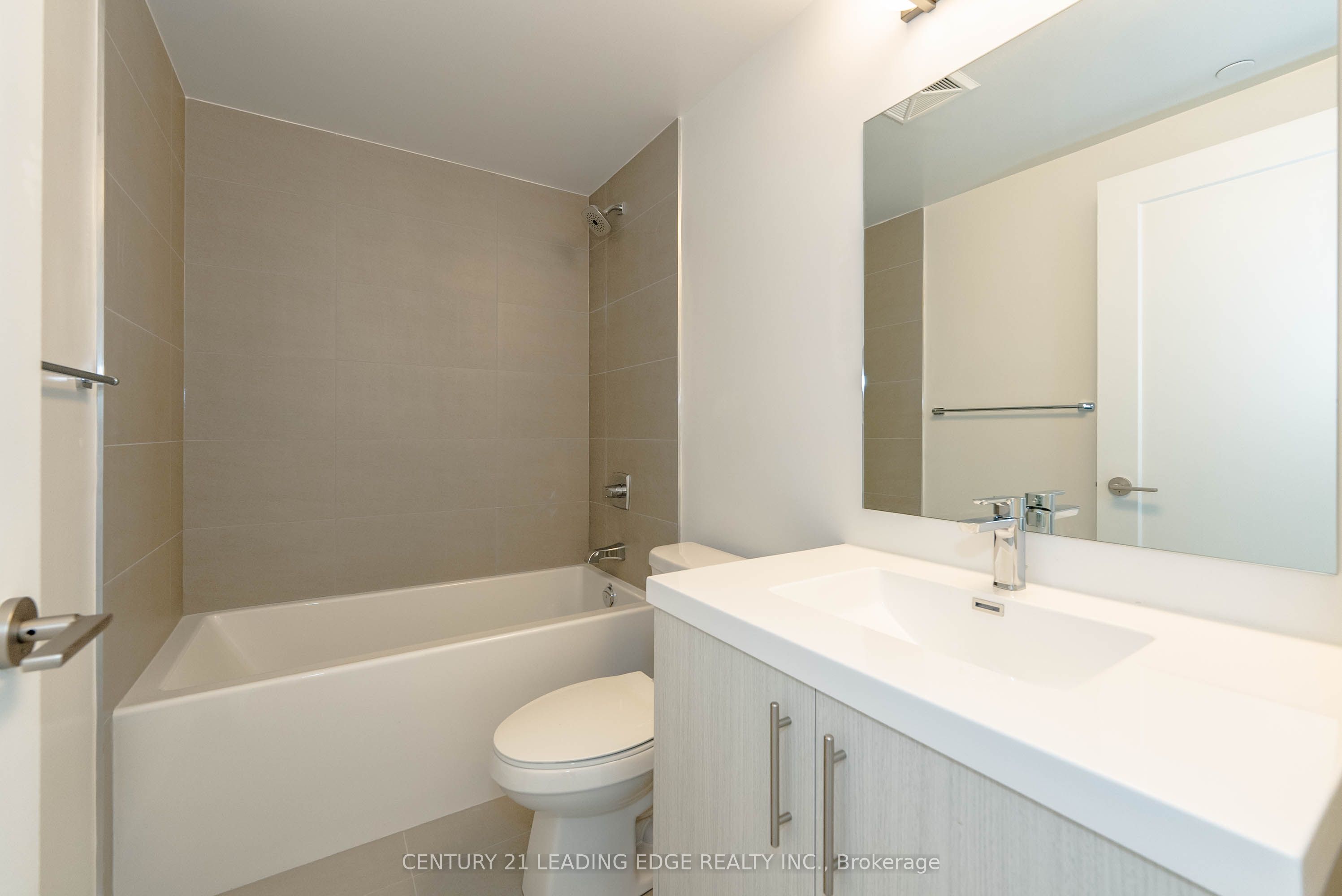 Additional image 6 of 1708-286 Main Street, Toronto, ON, M4C 4X4