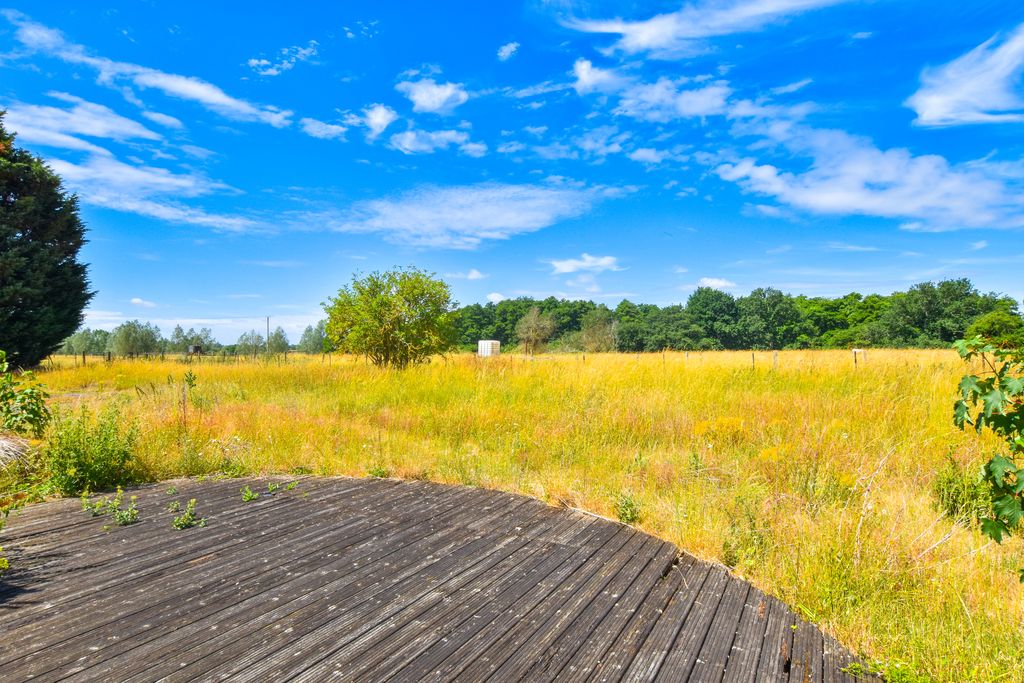 Land for saleDevelopment Opportunity, Great Bardfield CM7 photo 3